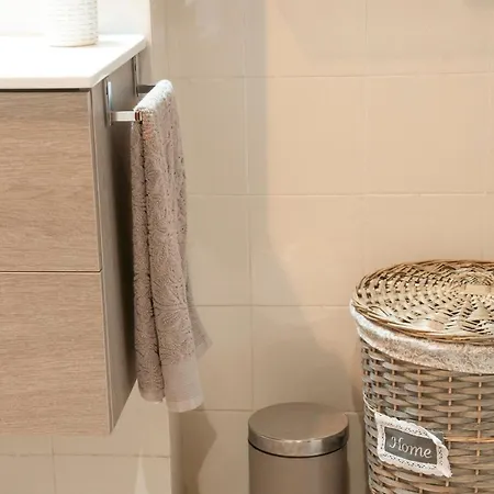 Apartamento Araceli Proximo A Clinica Oftalmologica Fdez Vega Apartment