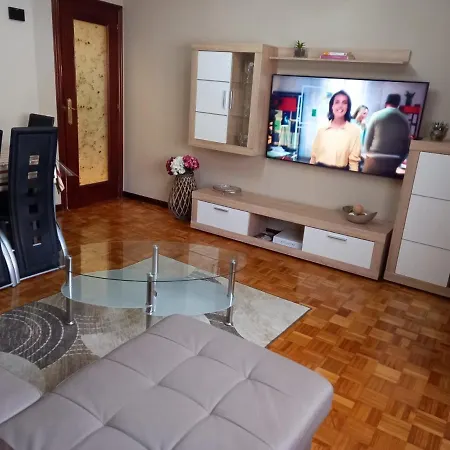 Apartment Apartamento Araceli Proximo A Clinica Oftalmologica Fdez Vega Oviedo