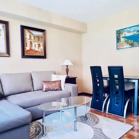 Apartamento Araceli Proximo A Clinica Oftalmologica Fdez Vega Apartment *